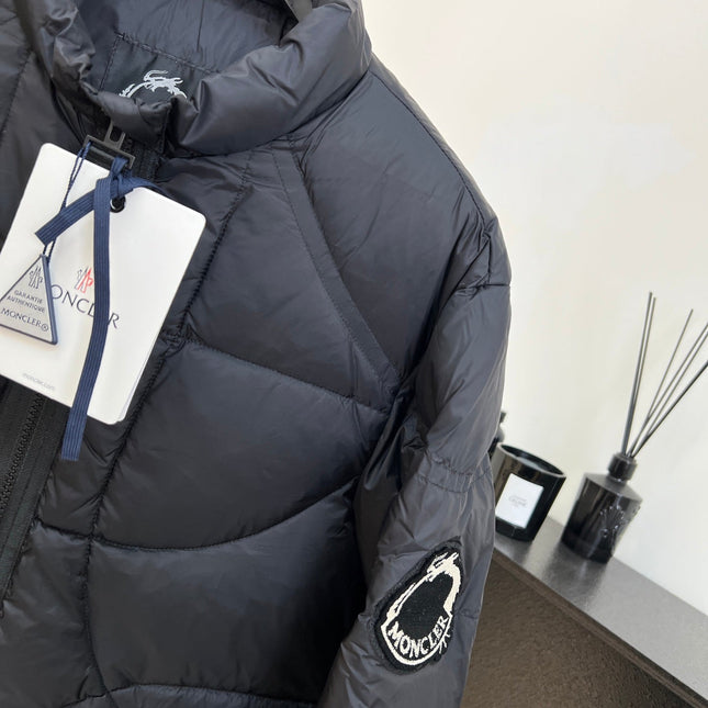 MONCLER 25S DOWN JACKET 481