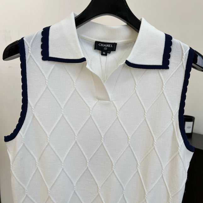 CHANEL 26S SLEEVELESS KNIT POLO TOP 1430