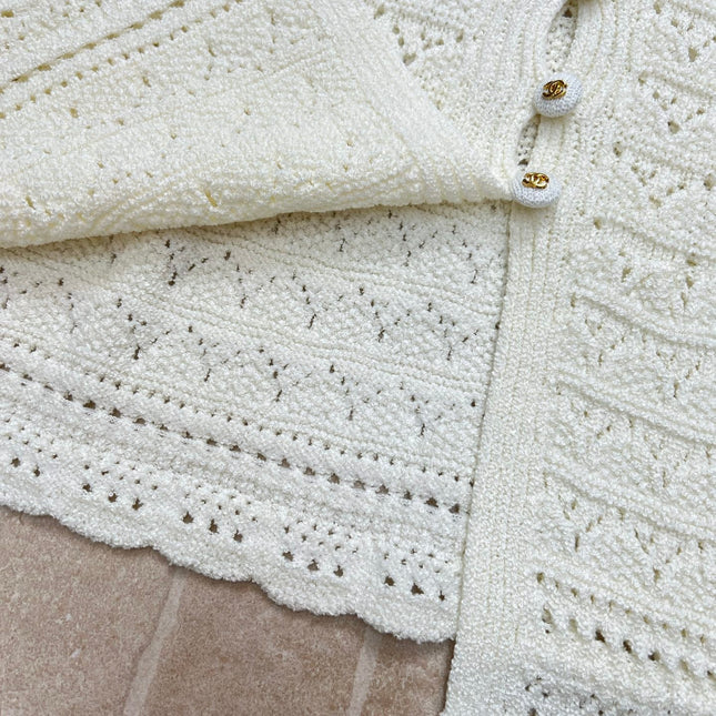 CHANEL 26S SHORT-SLEEVE KNIT CARDIGAN 1415