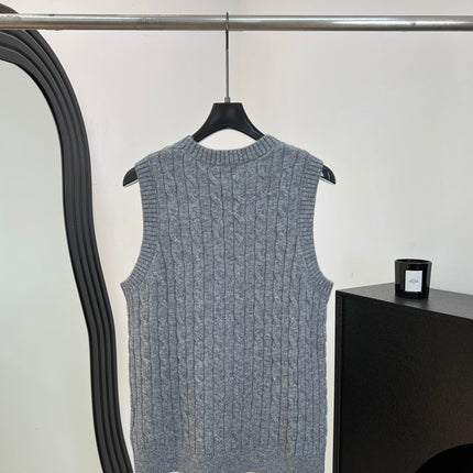 RALPH LAUREN 26S CREW-NECK CABLE-KNIT VEST 739