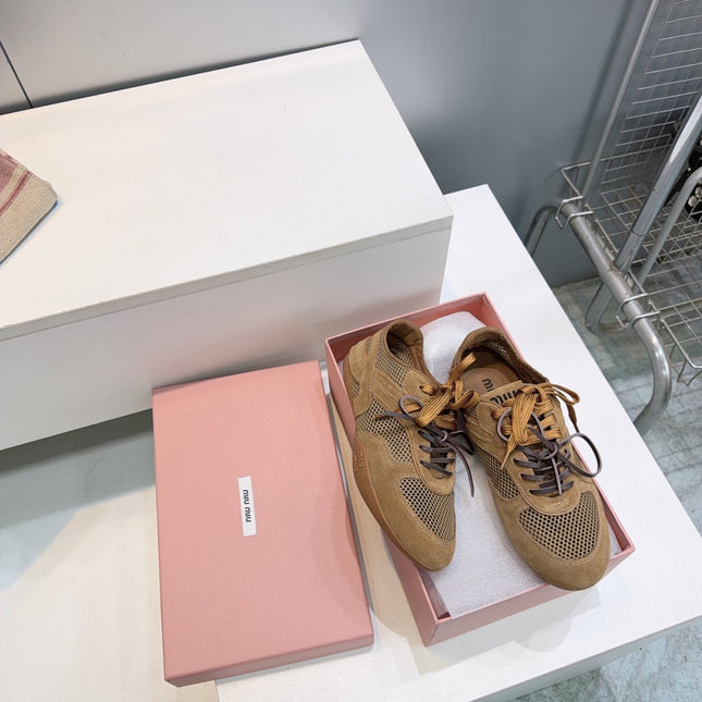 MIUMIU 26S SNEAKERS IN CARAMEL BROWN MESH AND SUEDE
