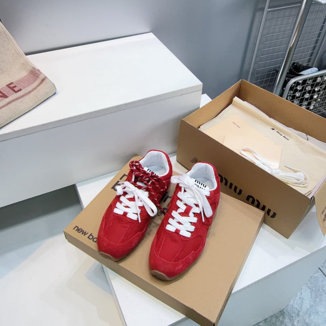 MIUMIU 26S NEW BALANCE SNEAKERS IN DARK RED SUEDE & FABRIC
