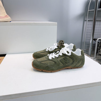 MIUMIU 26S NEW BALANCE SNEAKERS IN OLIVE GREEN SUEDE & FABRIC