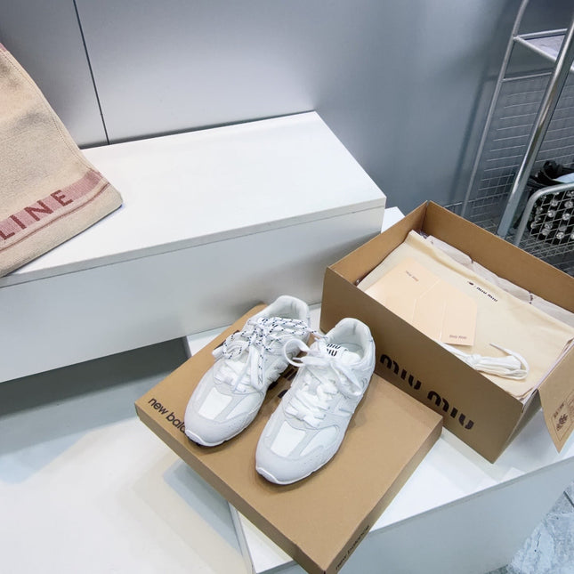 MIUMIU 26S NEW BALANCE SNEAKERS IN WHITE SUEDE & FABRIC