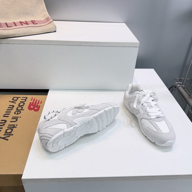 MIUMIU 26S NEW BALANCE SNEAKERS IN WHITE SUEDE & FABRIC