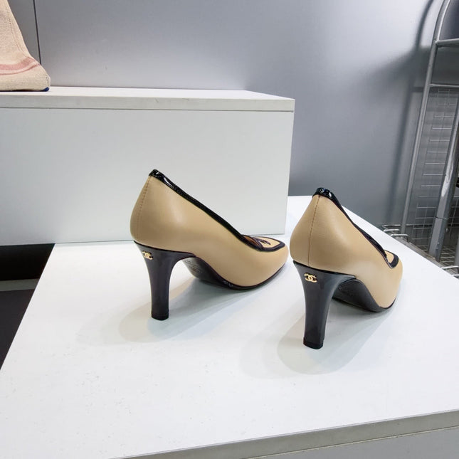 CHANEL 26S HIGH HEEL PUMPS 85 MM IN BEIGE CALFSKIN WITH BLACK PATENT