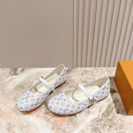 LV BALLET FLAT IN WHITE MONOGRAM CANVAS