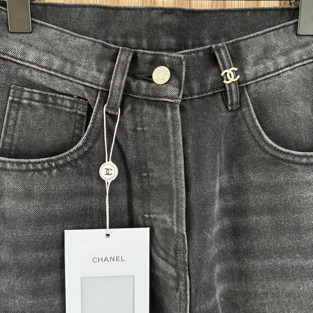 CHANEL 26S STRAIGHT-LEG JEANS 1392
