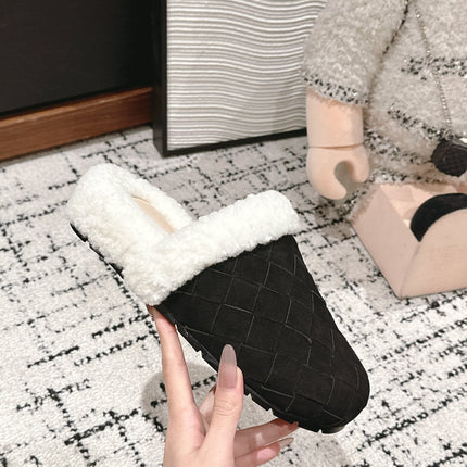 REGGIE SLIPPER IN BLACK SUEDE AND SHEARLING LINING