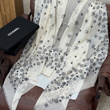 CHANEL 25S SCARF 200 IN CASHMERE 727296