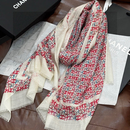 CHANEL 25S SCARF 200 IN CASHMERE 931463