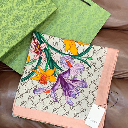 GUCCI 26S SCARF 140 IN CASHMERE AND SILK 250153