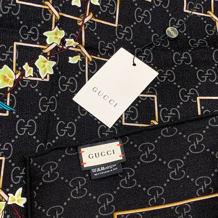 GUCCI 26S SCARF 140 IN CASHMERE AND SILK 250179