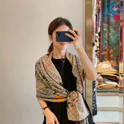 GUCCI 26S SCARF 180 IN CASHMERE 316718