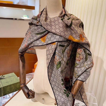 GUCCI 26S SCARF 180 IN CASHMERE 316718
