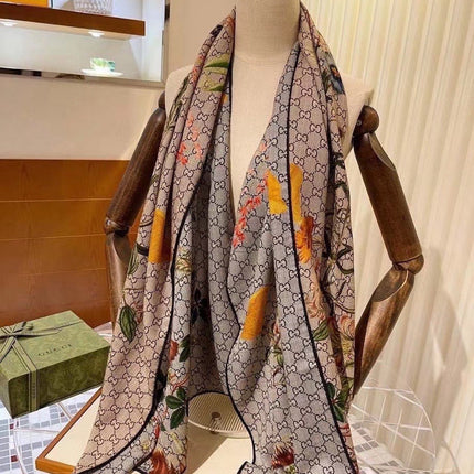 GUCCI 26S SCARF 180 IN CASHMERE 316718