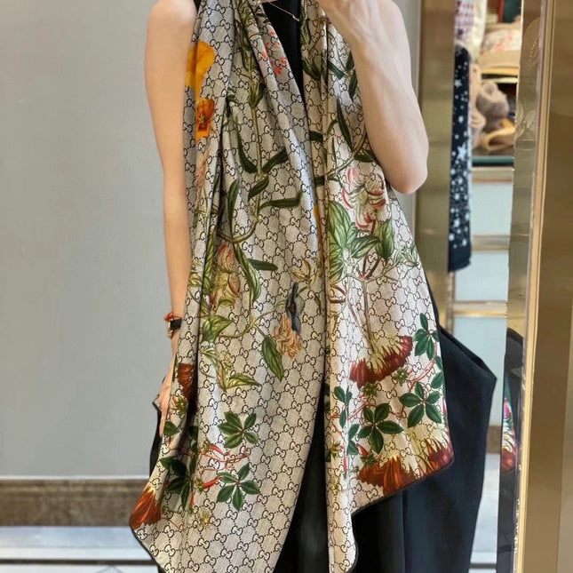 GUCCI 26S SCARF 180 IN CASHMERE 316718