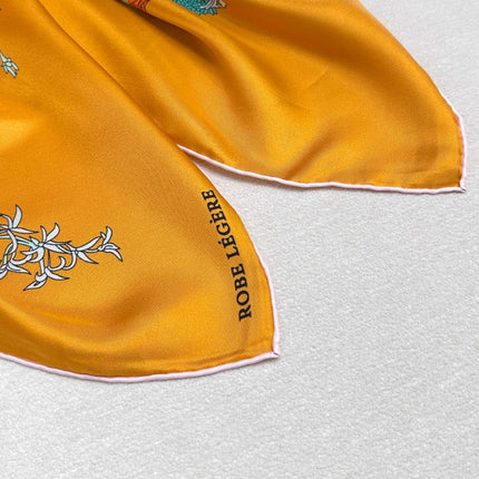 HERMES 26S SCARF 90 IN SILK 304311