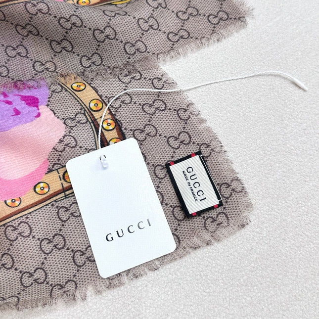 GUCCI 26S SCARF 140 IN CASHMERE AND SILK 309775
