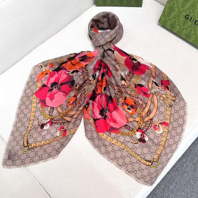 GUCCI 26S SCARF 140 IN CASHMERE AND SILK 309778