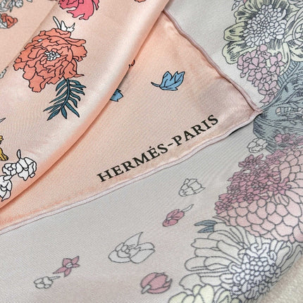 HERMES 26S SCARF 90 IN SILK 304310