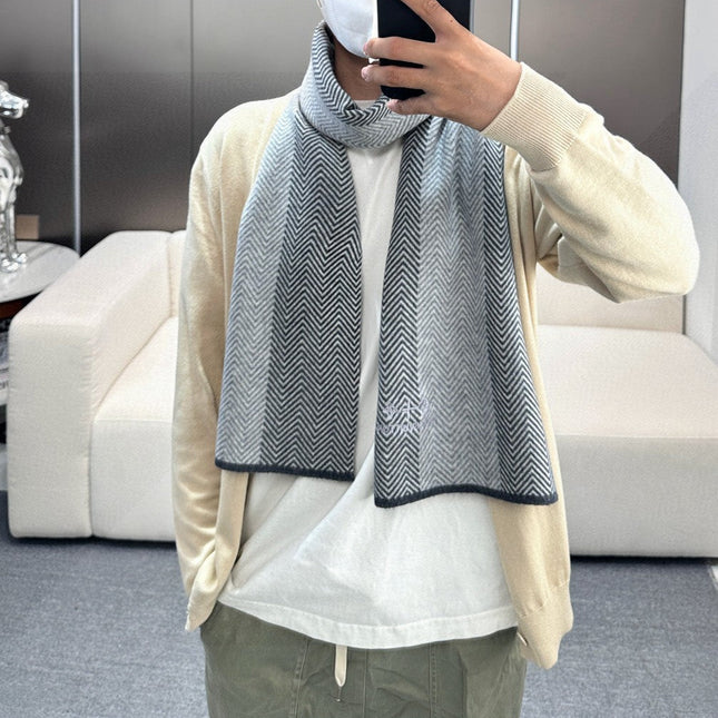 LV SCARF 180 CM IN CASHMERE 714296