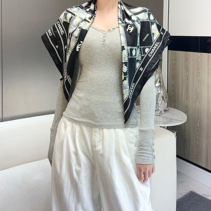 CHANEL 26S SCARF 88 IN SILK 309799