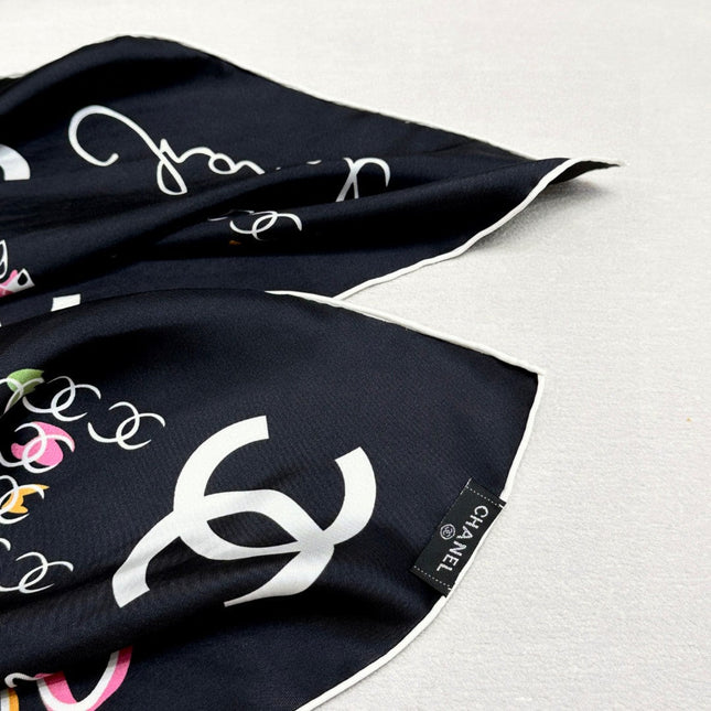 CHANEL 26S SCARF 90 IN SILK 304554