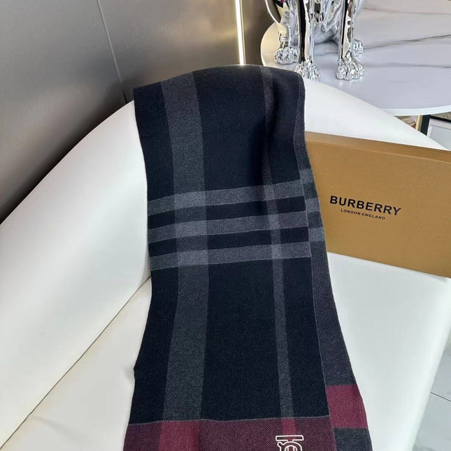 BURBERRY 26S SCARF 180CM IN CASHMERE 309784