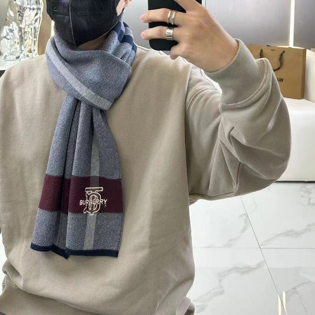 BURBERRY 26S SCARF 180CM IN CASHMERE 309785