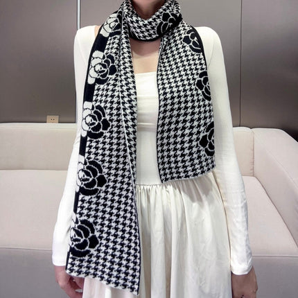 CHANEL 26S SCARF 180 IN CASHMERE 311827