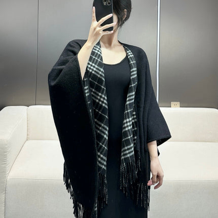 BURBERRY 26S REVERSIBLE CHECK FRINGED CAPE 150CM IN CASHMERE 309446