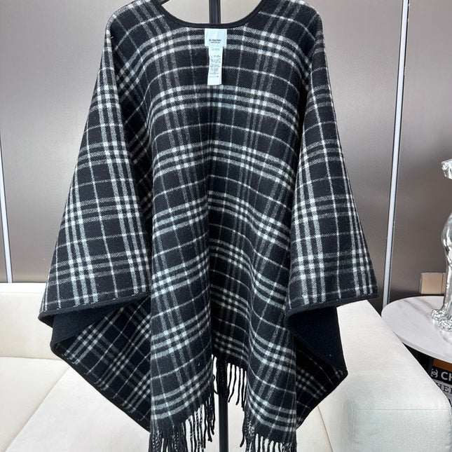 BURBERRY 26S REVERSIBLE CHECK FRINGED CAPE 150CM IN CASHMERE 309446
