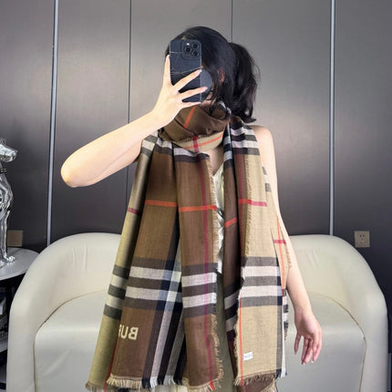 BURBERRY 26S SCARF 220CM IN CASHMERE SILK 303204