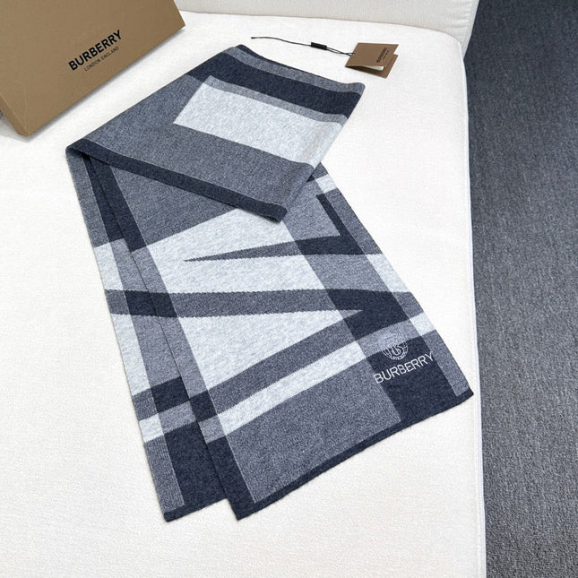 BURBERRY 26S SCARF 180CM IN CASHMERE 175710