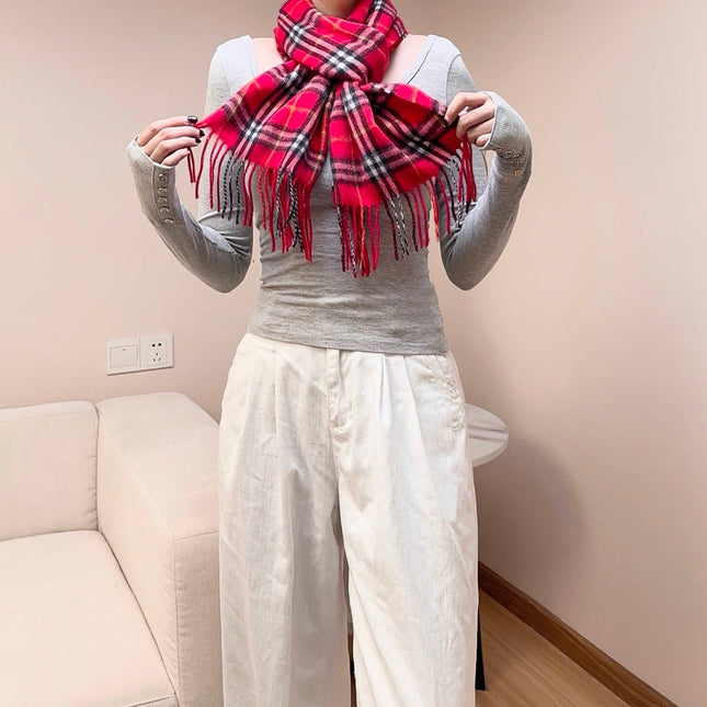 BURBERRY 26S SCARF 180CM IN CASHMERE 290649