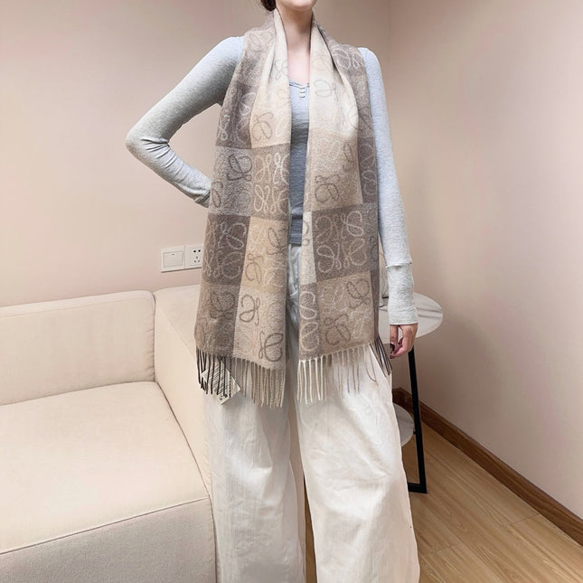 LOEWE 26S SCARF 180 IN CASHMERE WOOL 303185