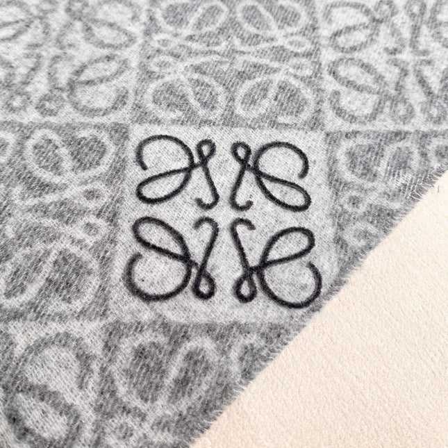 LOEWE 26S SCARF 180 IN CASHMERE WOOL 266431