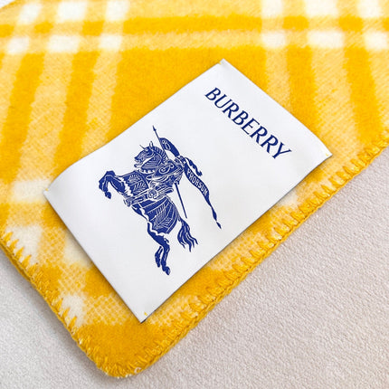 BURBERRY 25S SCARF 195 CM IN CASHMERE 938003