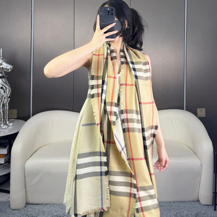 BURBERRY 26S SCARF 220CM IN SILK CASHMERE 303203