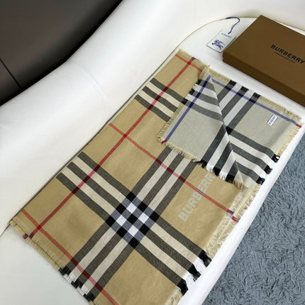 BURBERRY 26S SCARF 220CM IN SILK CASHMERE 303203