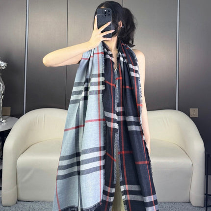 BURBERRY 26S SCARF 220CM IN SILK CASHMERE 303205