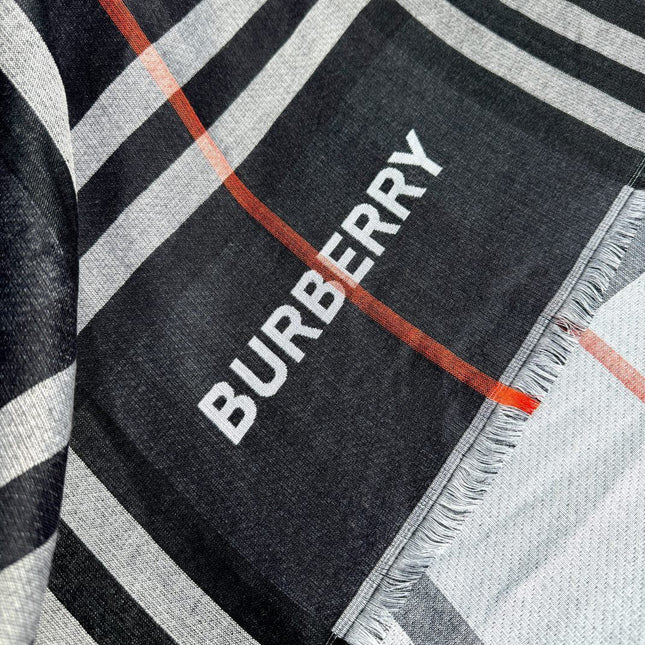 BURBERRY 26S SCARF 220CM IN SILK CASHMERE 303205