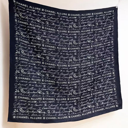 CHANEL 26S SCARF 90 IN SILK 504814