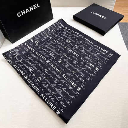 CHANEL 26S SCARF 90 IN SILK 504814