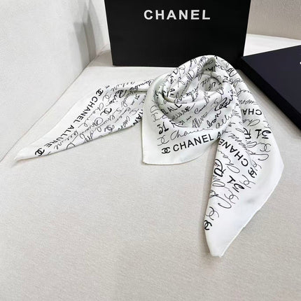 CHANEL 26S SCARF 90 IN SILK 504815