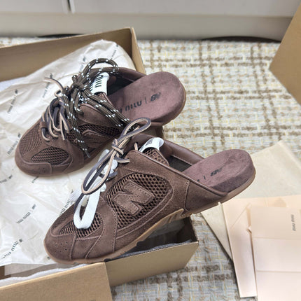MIUMIU 26S NEW BALANCE SNEAKER MULES IN DARK BROWN SUEDE AND MESH