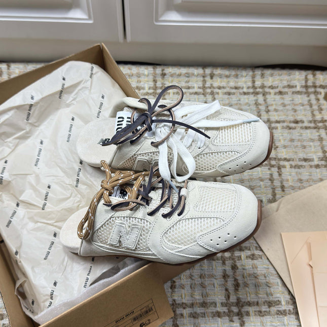 MIUMIU 26S NEW BALANCE SNEAKER MULES IN CREAM WHITE SUEDE AND MESH
