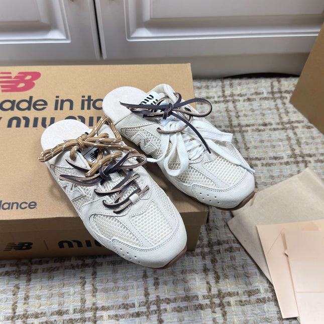 MIUMIU 26S NEW BALANCE SNEAKER MULES IN CREAM WHITE SUEDE AND MESH