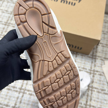 MIUMIU 26S NEW BALANCE SNEAKER MULES IN CREAM WHITE SUEDE AND MESH